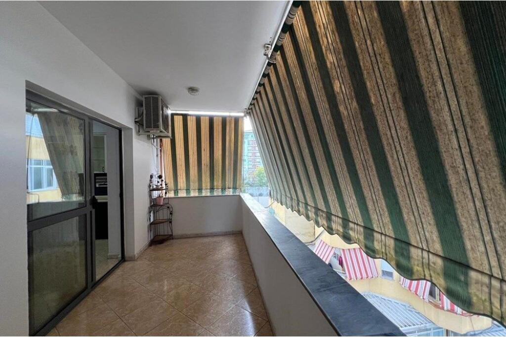 APARTMENT FOR RENT 2+1+2 TOILETS AT THE PARIS COMMUNE.