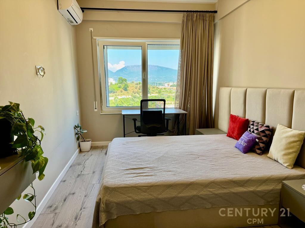 Super Triplex për Shitje – Kodra e Diellit 2 335,000 € Sip. Totale  240m2