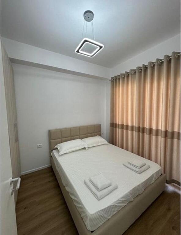Apartament 1+1 per qira kompleksi Mangalem !