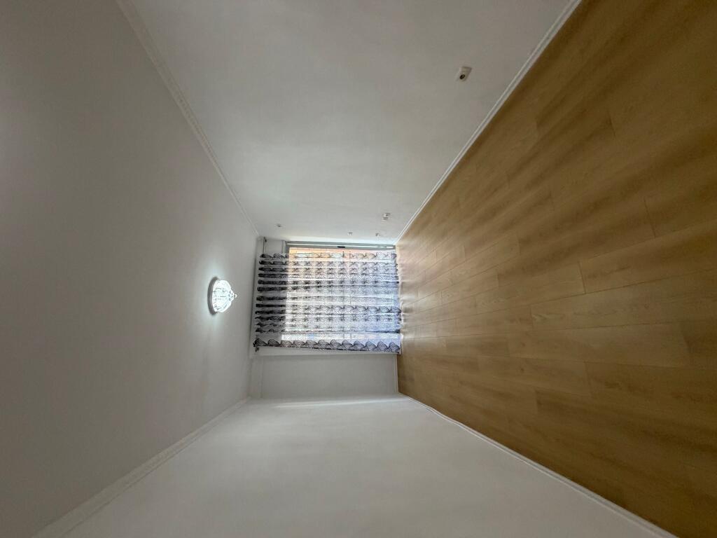 Apartament 2+1 per shitje ne Fresk prane Spar 2!!