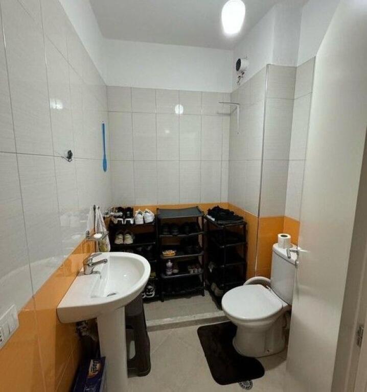 Ofrojme apartament per Shitje ne Fresk