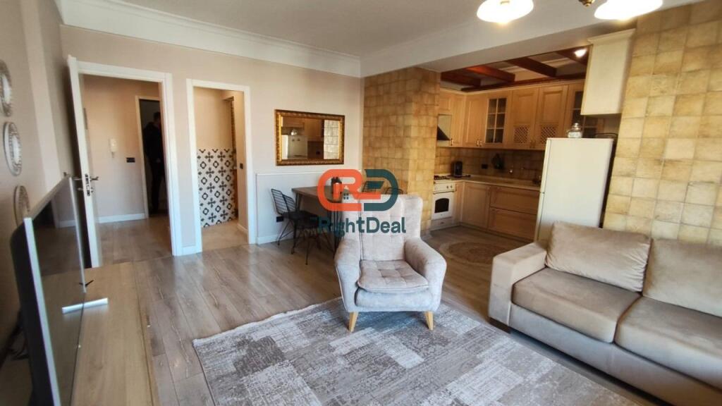 Ne Qender ,Shiten Dy Apartamente Ideale Per Investim!!