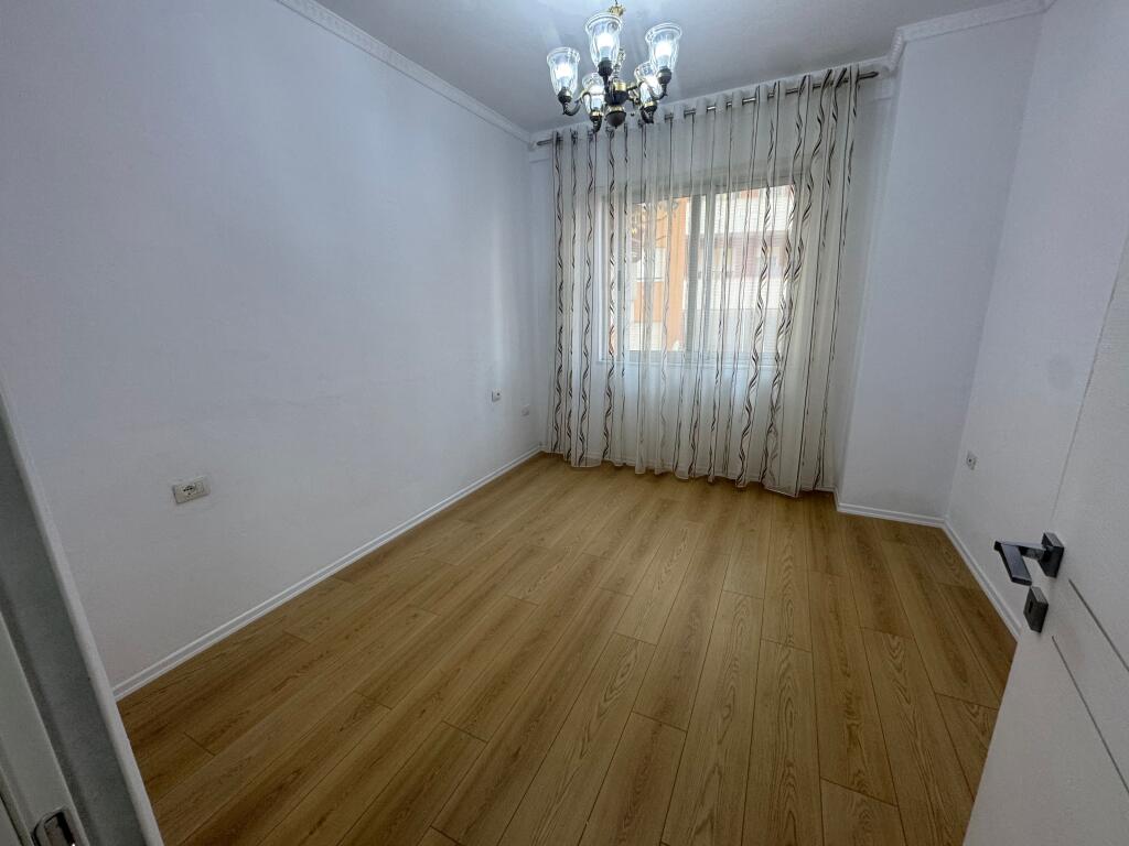 Apartament 2+1 per shitje ne Fresk prane Spar 2!
