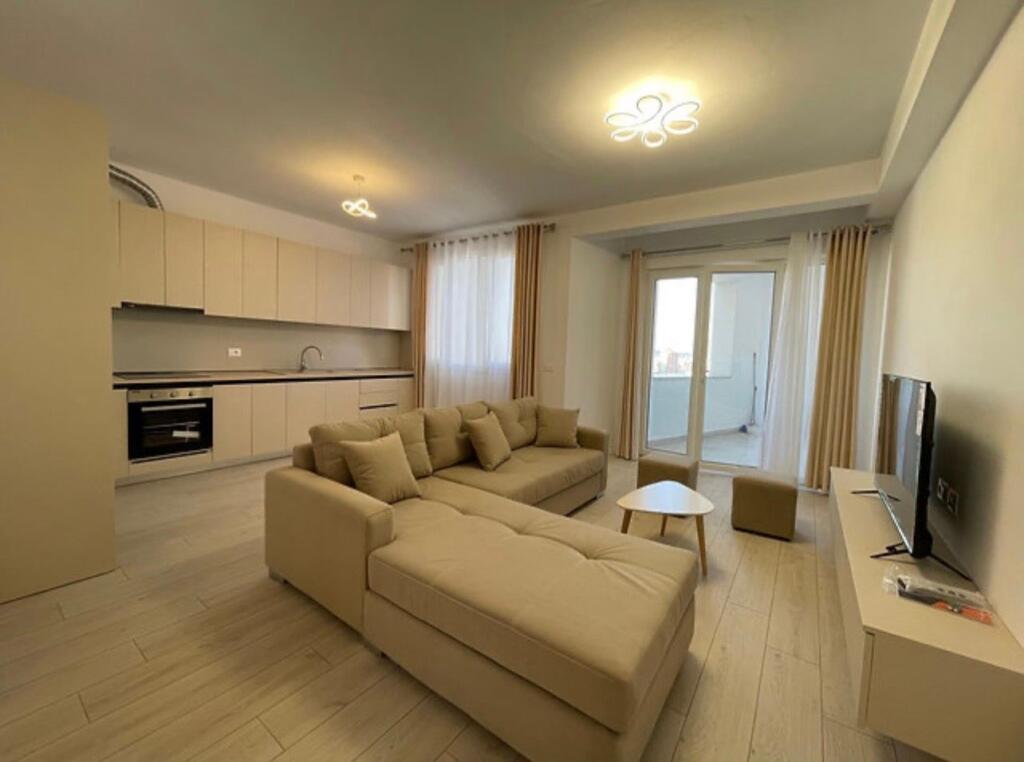 Apartment 2+1 for rent in Astir.