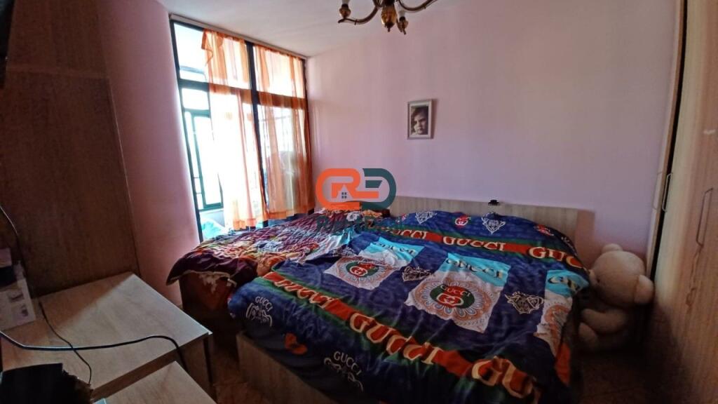 At 21 Dhjetori, Apartment 2+1 for Sale, Ideal for Living or Investment!!