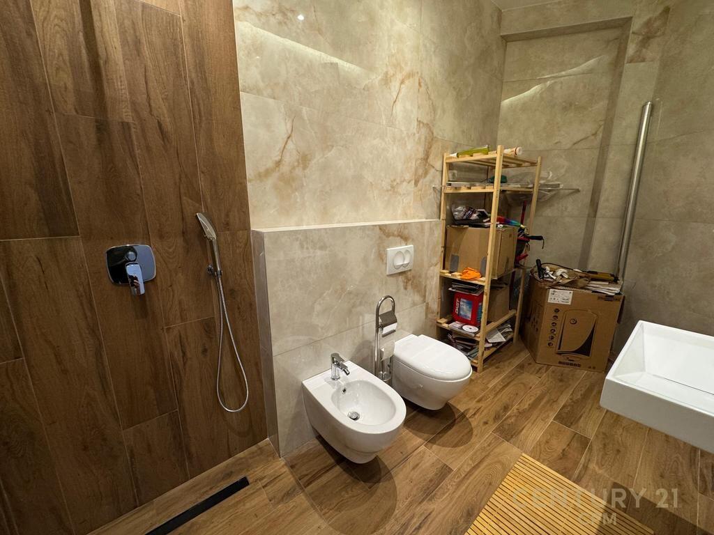 Super Triplex per shitje tek Kodra e Diellit 2