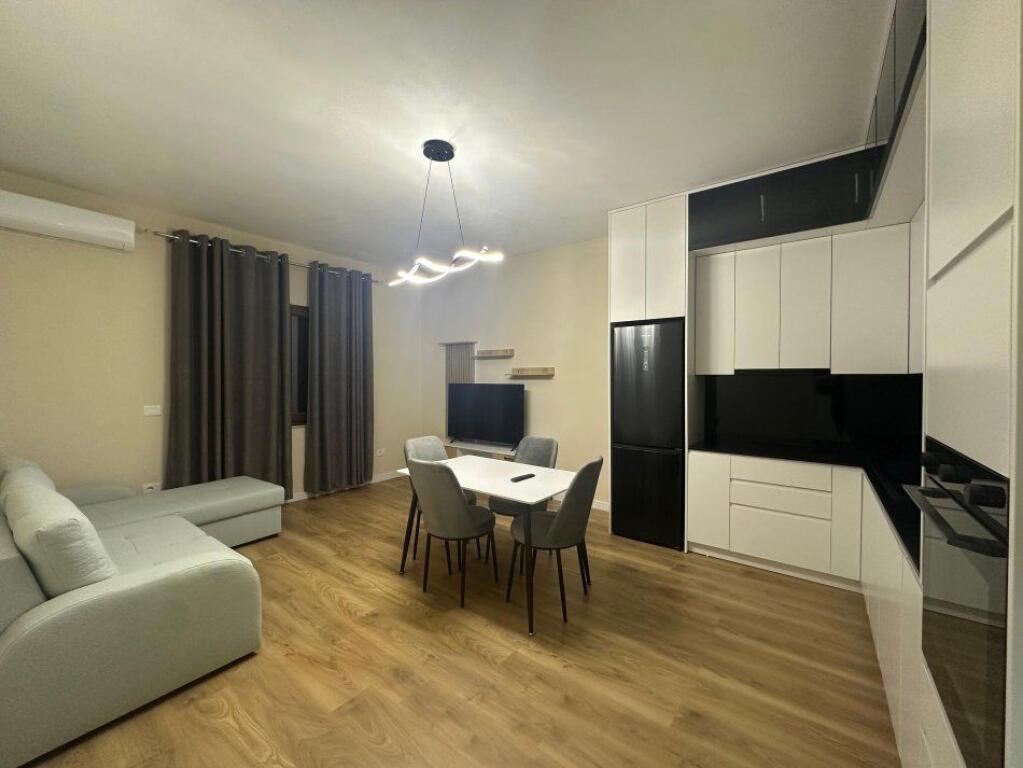 Apartament 2+1+parkim me qera ne Sauk prane Tegut