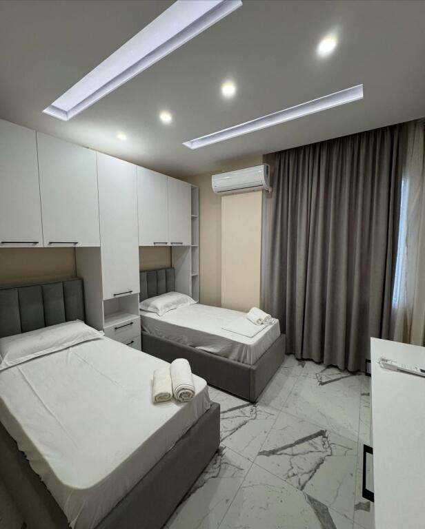 💥Duplex 2+1+2 in vendita a Bulevardi Palmave, Golem💥