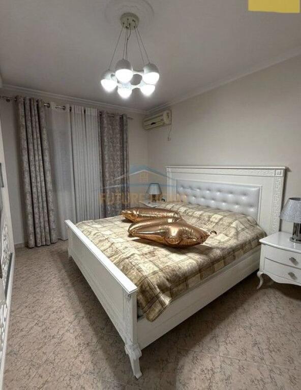 For sale, 2+1 Apartment, Hoxha Tahsim Street, Tirana.