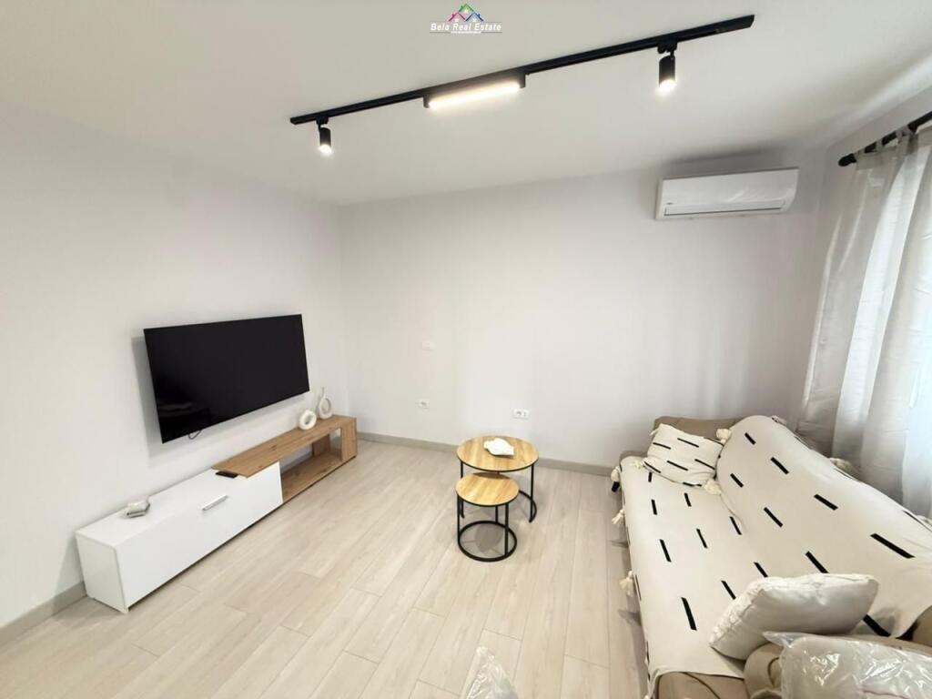 Apartament Me Qera 1+1 Tek Rruga e Elbasanit (ID B211404) Tirane