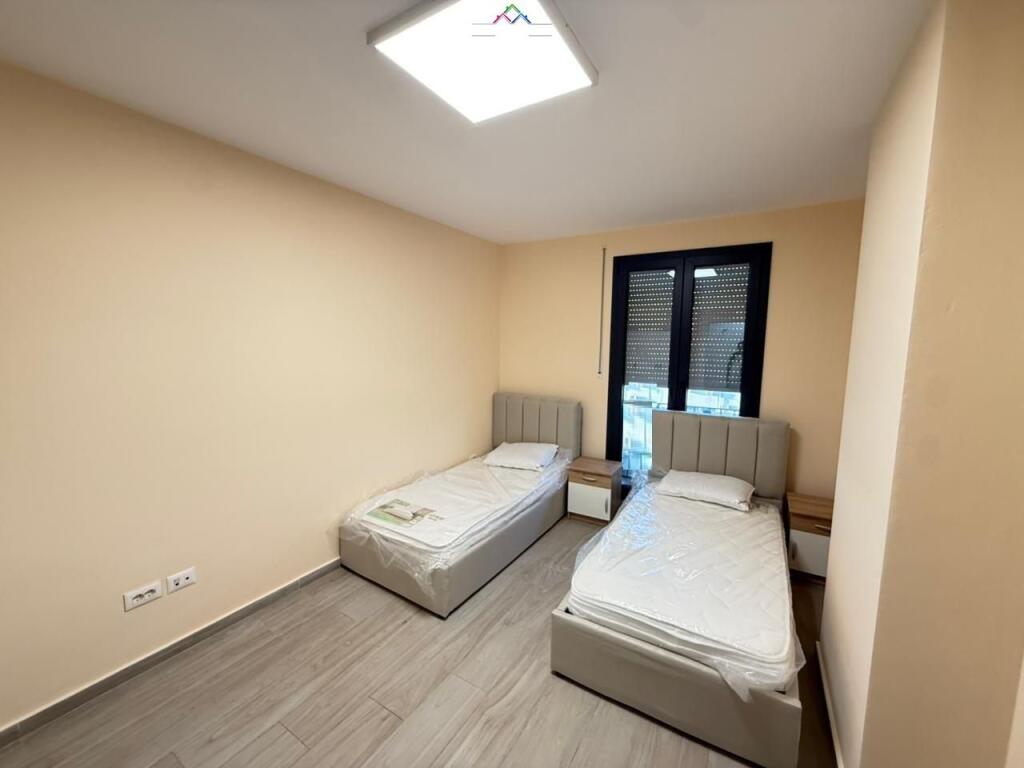 Apartament 2+1+2 Me Qera Tek Kompleksi Zirkon (ID B2201650) Tirane