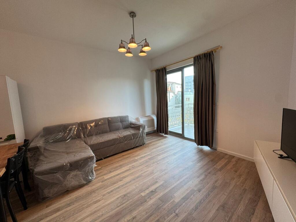 Jepet me qera apart 1+1 te Fusha e Aviacionit