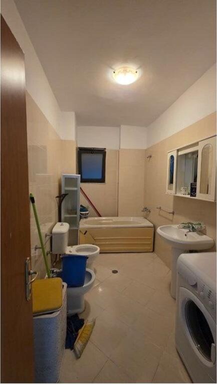 VENDESI APPARTAMENTO 2+1, Via Frang Bardhi