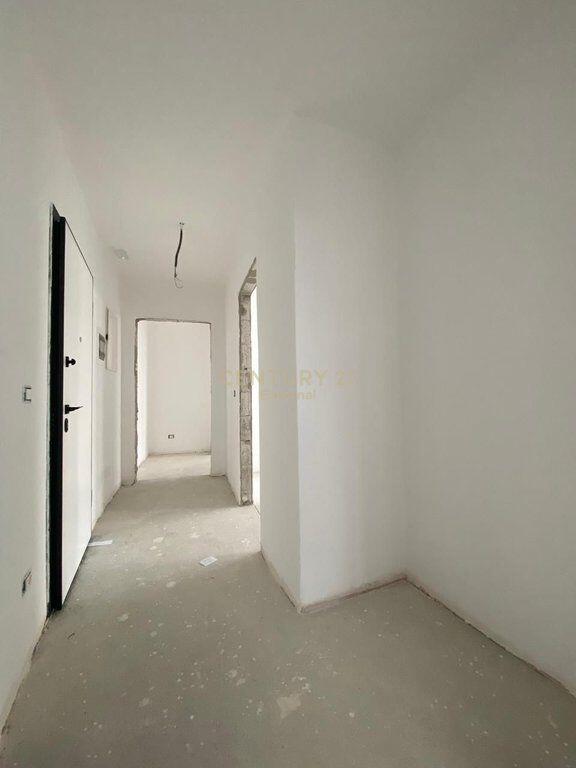 Apartment 2+1+ Parking for Office for Rent
