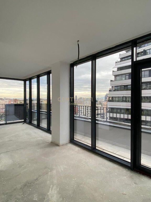 Apartment 2+1+ Parking for Office for Rent