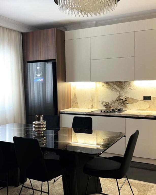 Apartament per Qira
