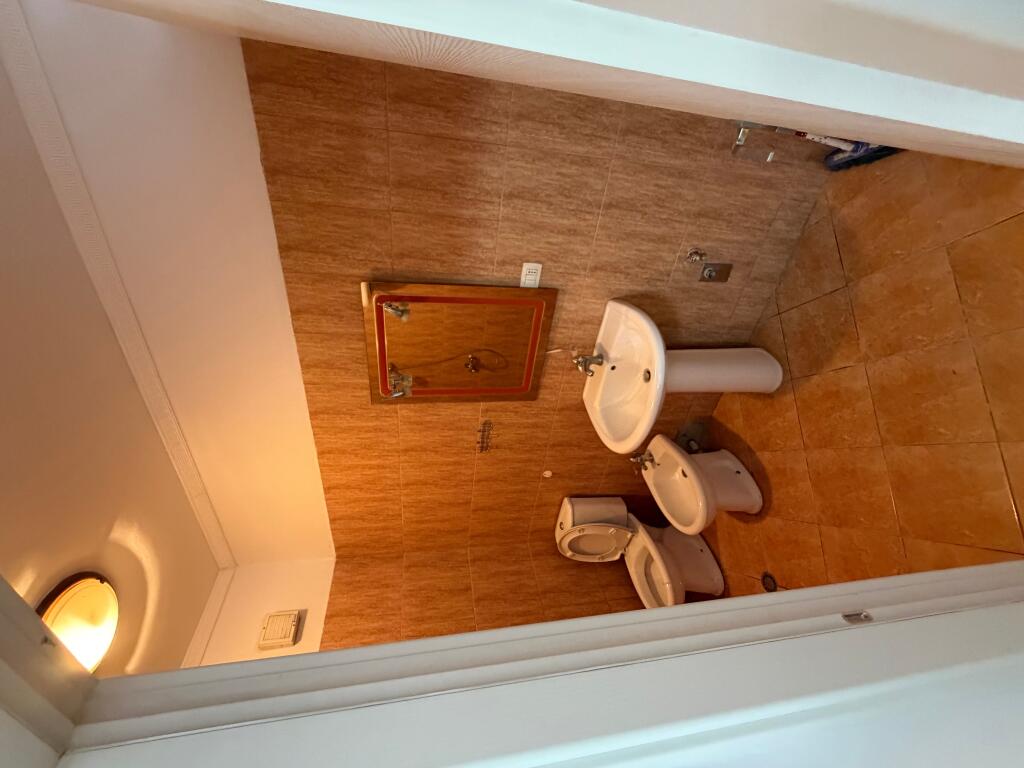 Apartament 2+1 per shitje ne Fresk prane Spar 2!!