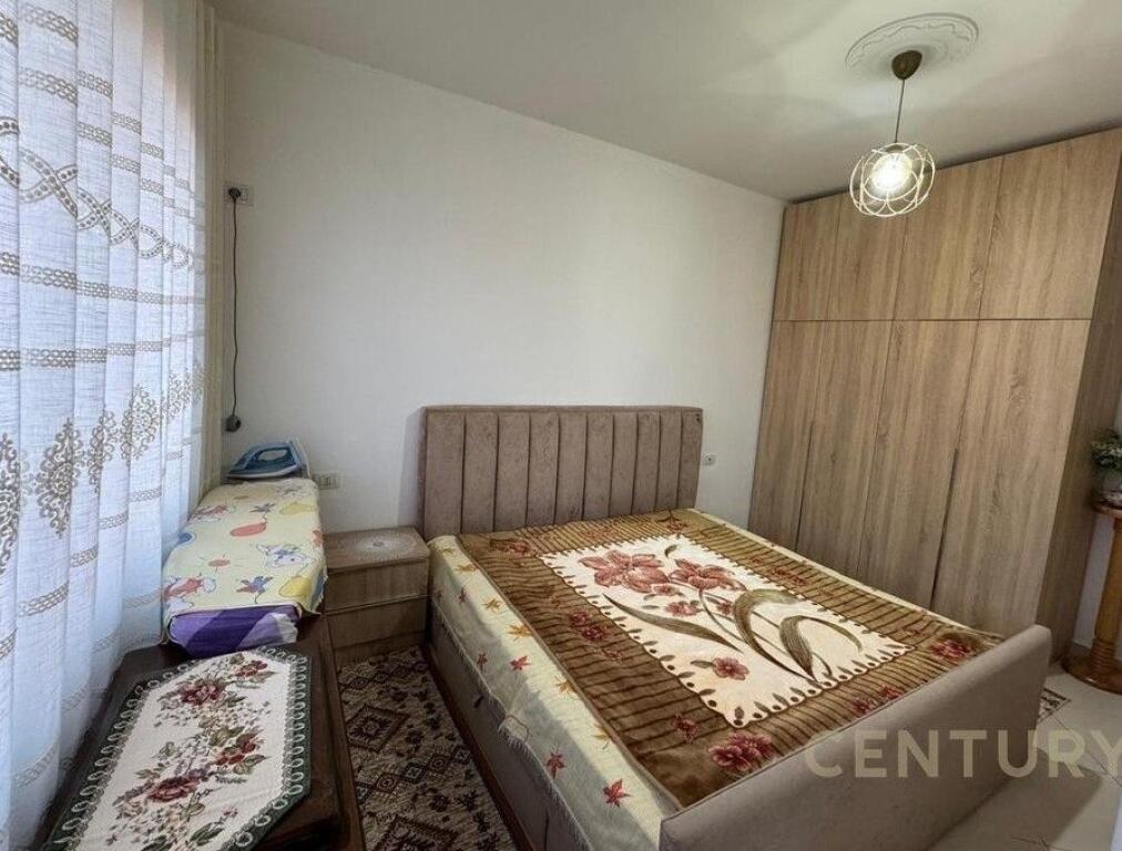 Ofrojme apartament per Shitje ne Fresk