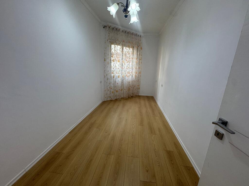 Apartament 2+1 per shitje ne Fresk prane Spar 2!