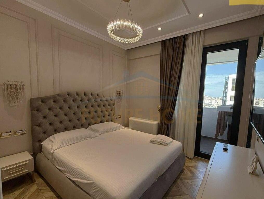 For sale, Apartment 2+1+2, "Square 21", Kavaja Street, Tirana