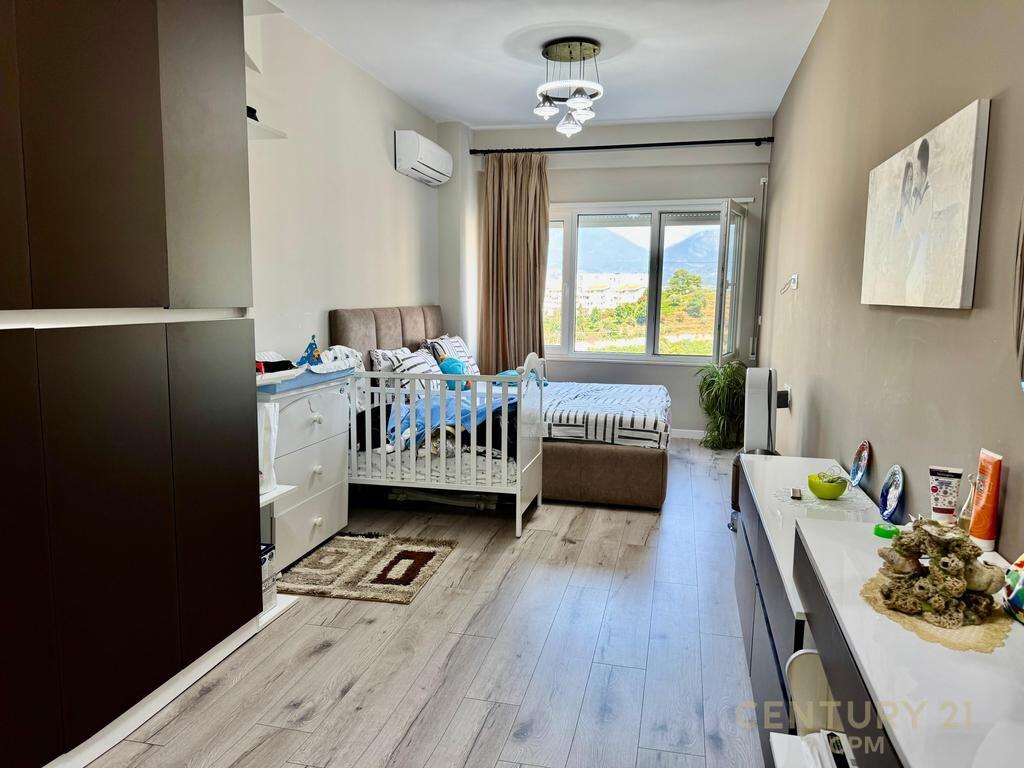 Super Triplex per shitje tek Kodra e Diellit 2