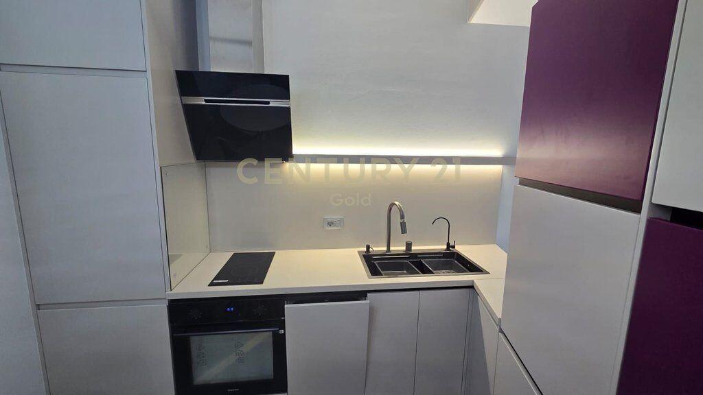 JEPET ME QIRA APARTAMENT 2+ 1+ POST PARKIMI NE QENDER