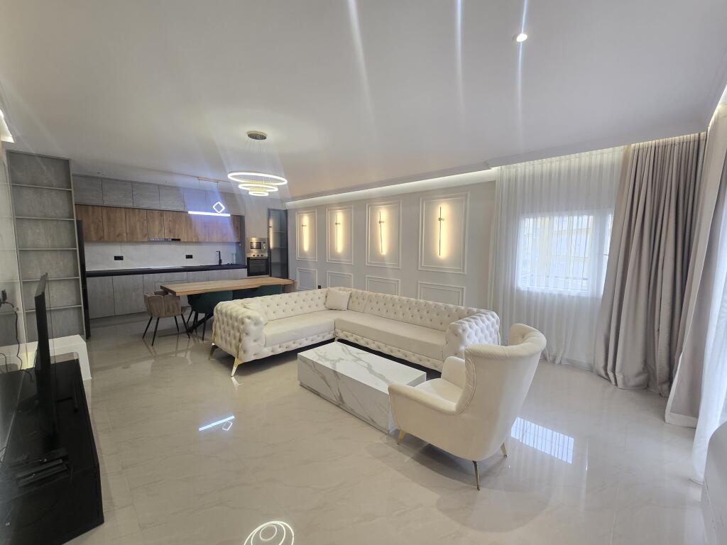 APARTMENT 2+1+2+ PARKING SPACE | FOR RENT | FARKA LAKE