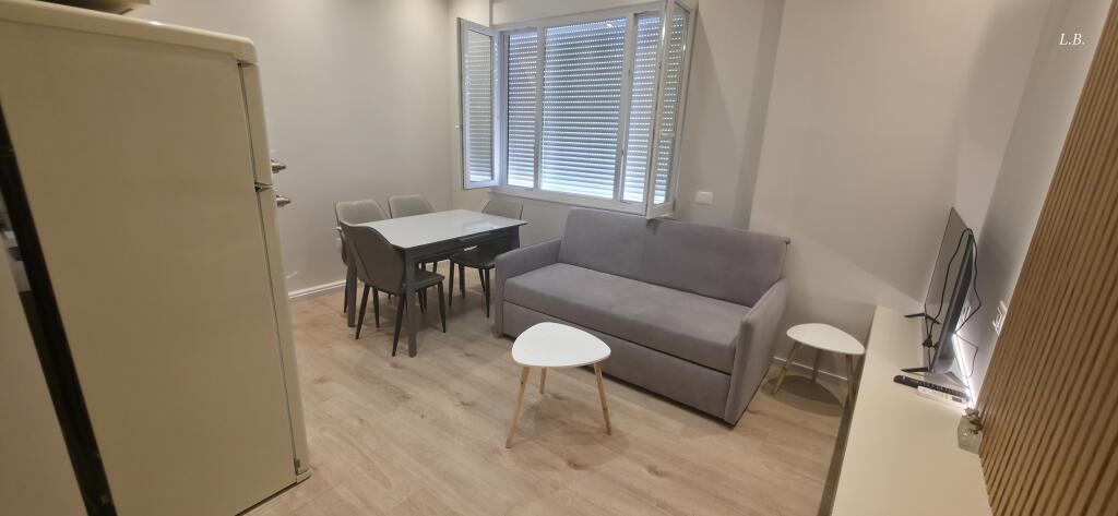 Jepet me qira apartament 1+1 – Rruga e Dibrës