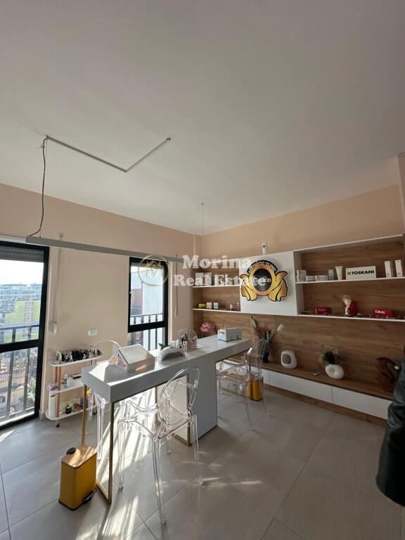 Apartament 3+1+2wc, Rruga e Dibres, 261000 €.