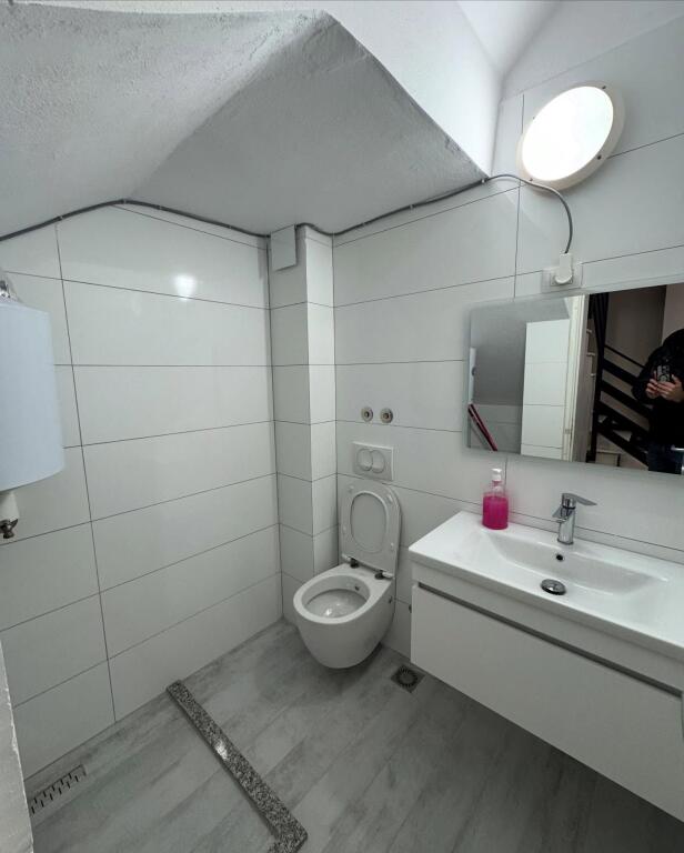 💥Duplex 2+1+2 in vendita a Bulevardi Palmave, Golem💥