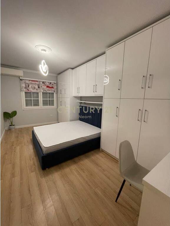 Shitet 1+1 Te Kodra e Diellit Elonora 125,000 € Sip. Totale  56m2