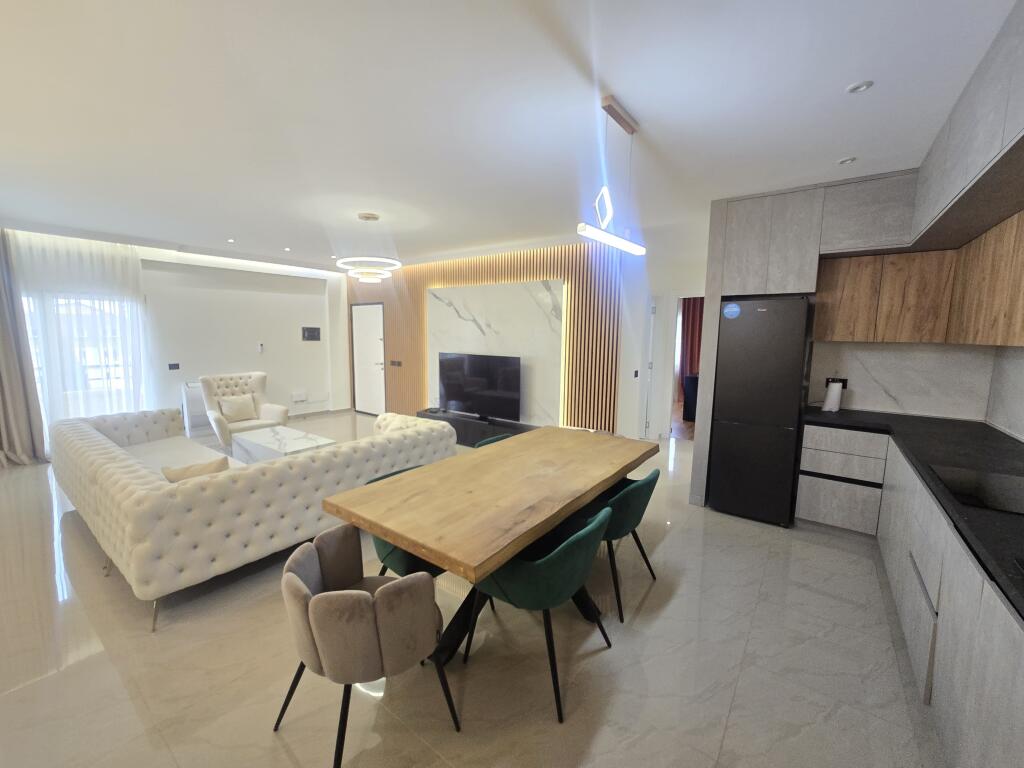 APARTMENT 2+1+2+ PARKING SPACE | FOR RENT | FARKA LAKE