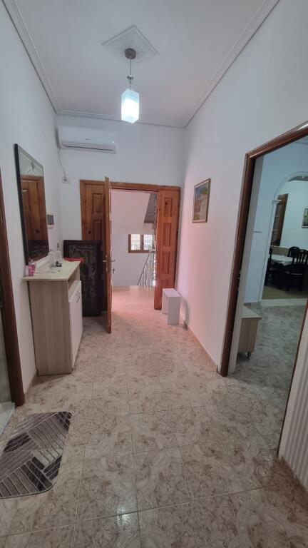 Apartament shumë i gjerë në qendër të qytetit