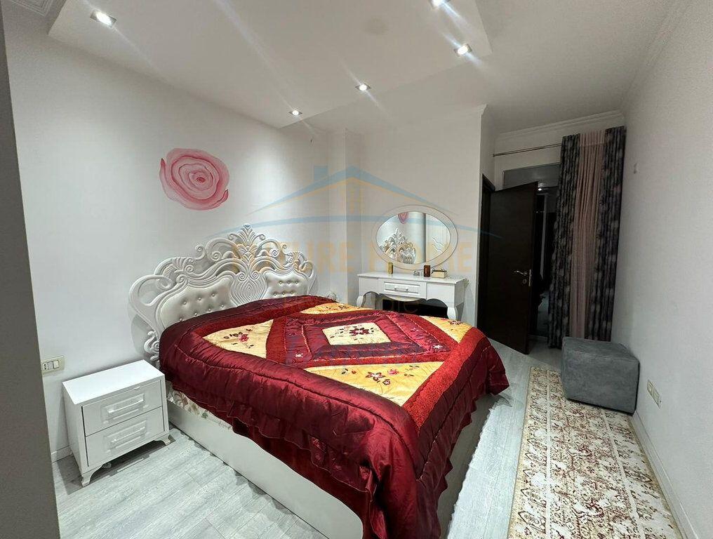 Qera , Apartament 2+1+2 Unaza e Re , Tirane