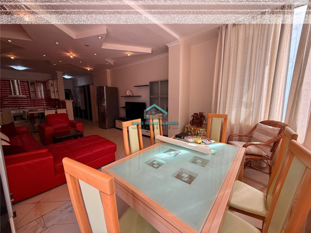 Shitet Apartament 2+1+2 – Lungomare, Vlorë