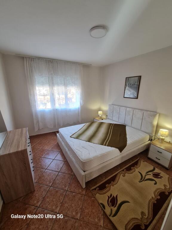 Qera | Apartament 2 + 1 | Rruga E Elbasanit | 550 €/Muaj