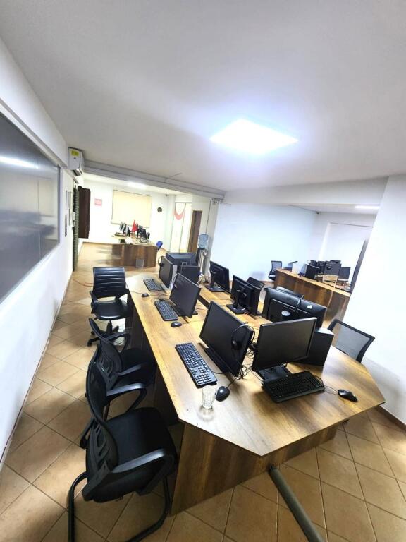 Zyrë Open Space me Qira – Rruga Ndre Mjeda