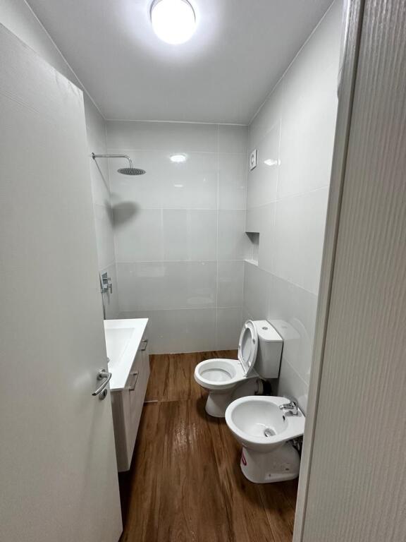 OKAZION—APARTAMENT 2+1+2 NE SHITJE NE ASTIR