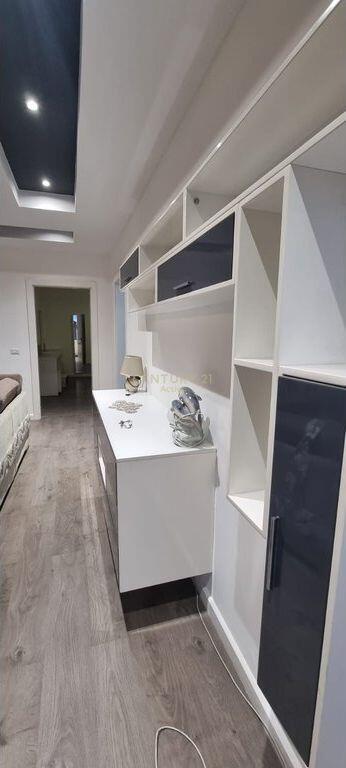 Jepen me qira dy katet e nje vile ne Fresk afer Rezidences Topi!