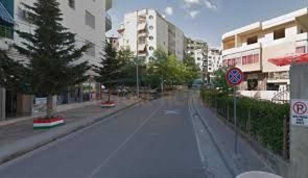 Shitet Apartament 1+1 – Fresk