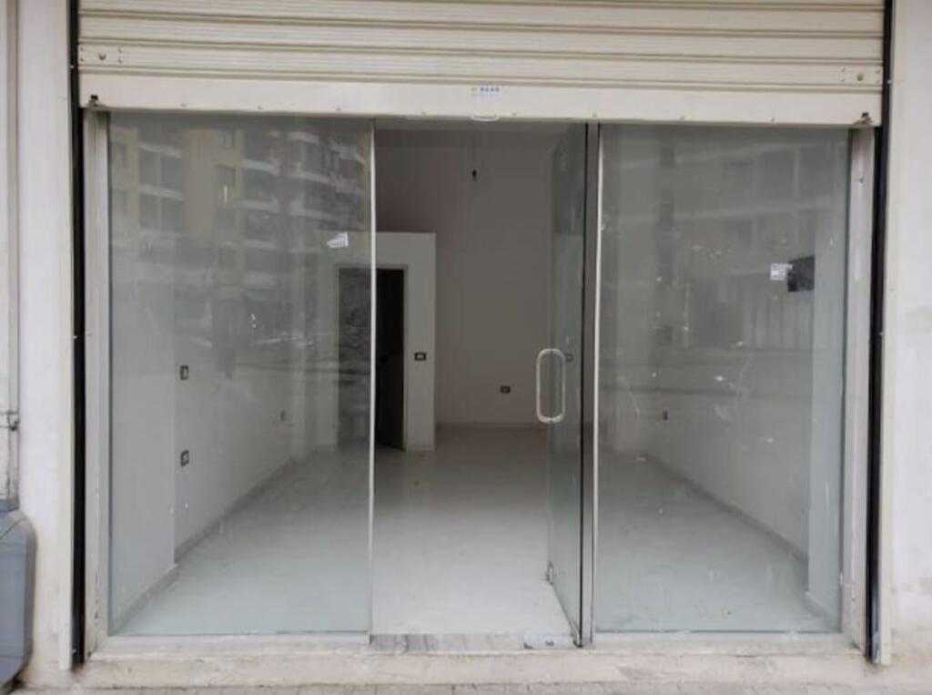Open space shop for rent at 21 Dhjetori in Tirana