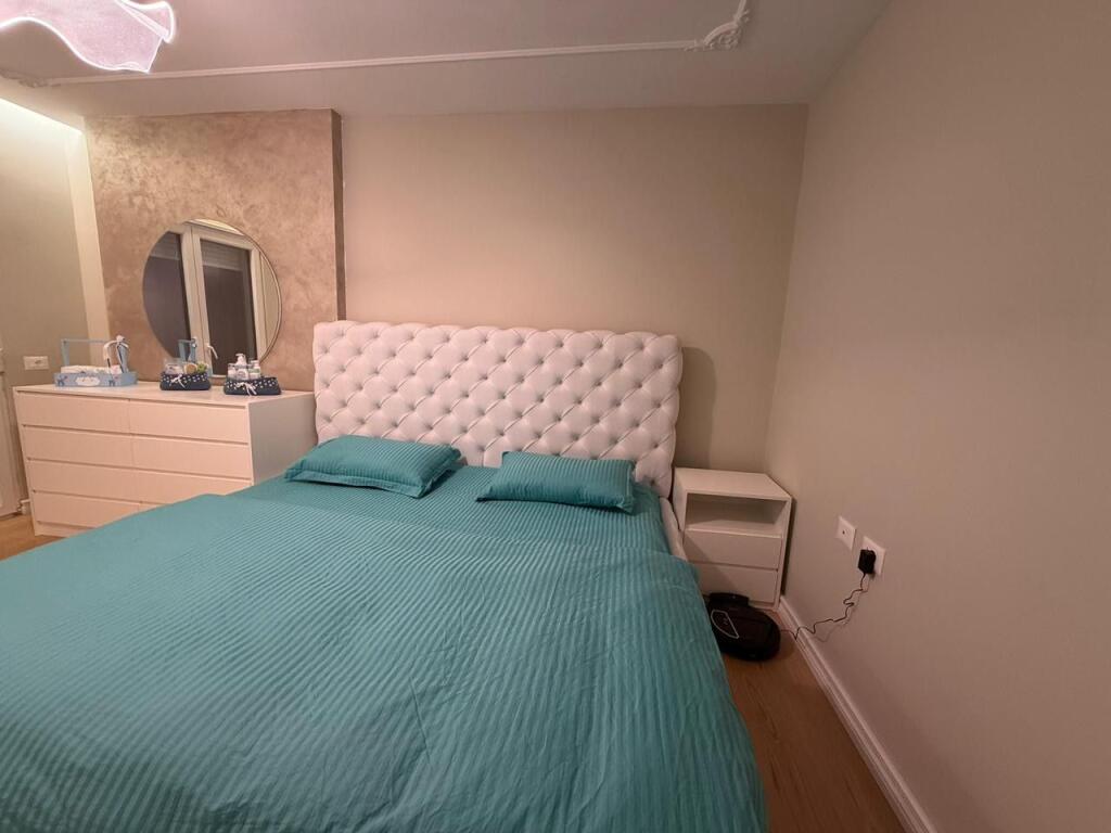 Super Apartament 2+1+2 Poste Parkimi për Shitje – Rruga e Bogdaneve