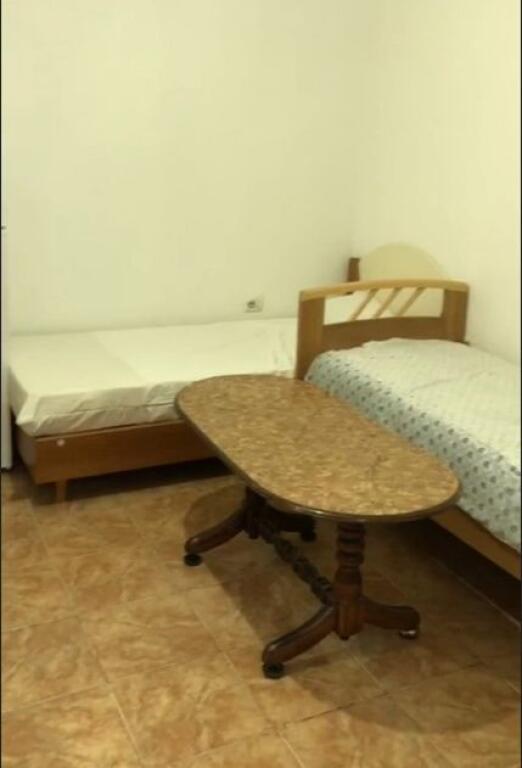 In affitto – Monolocale arredato ad Astir, 19.000 L/Mese