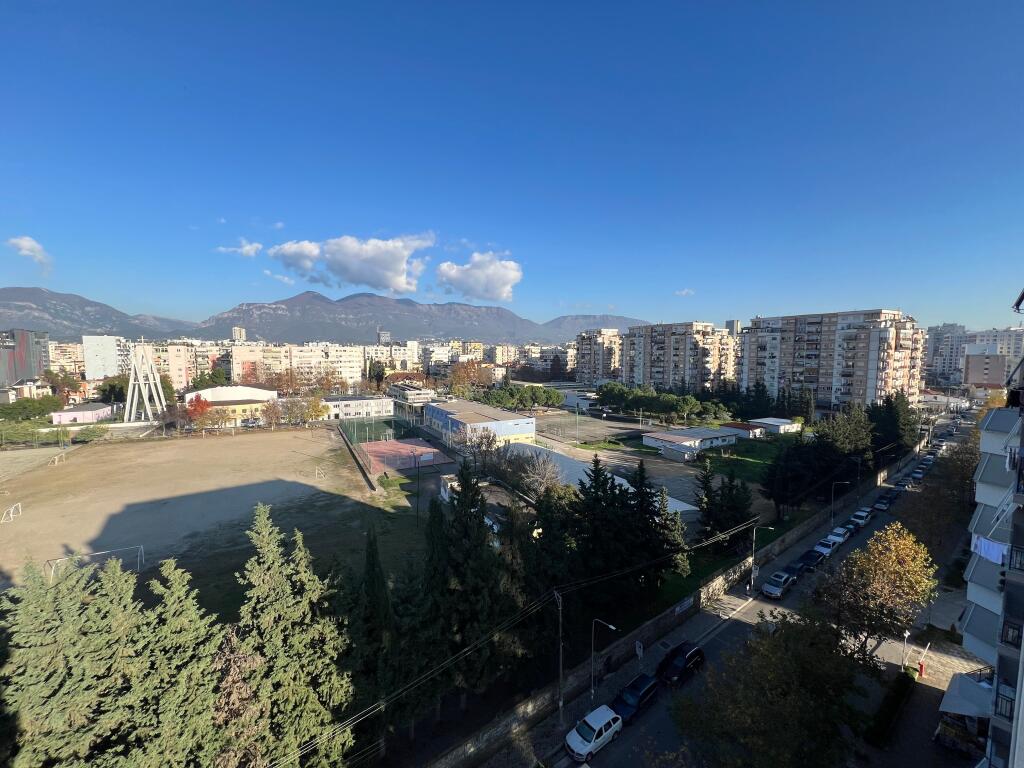 Shitet apartament 2+1+2 Don Bosko Rruga Egnatia