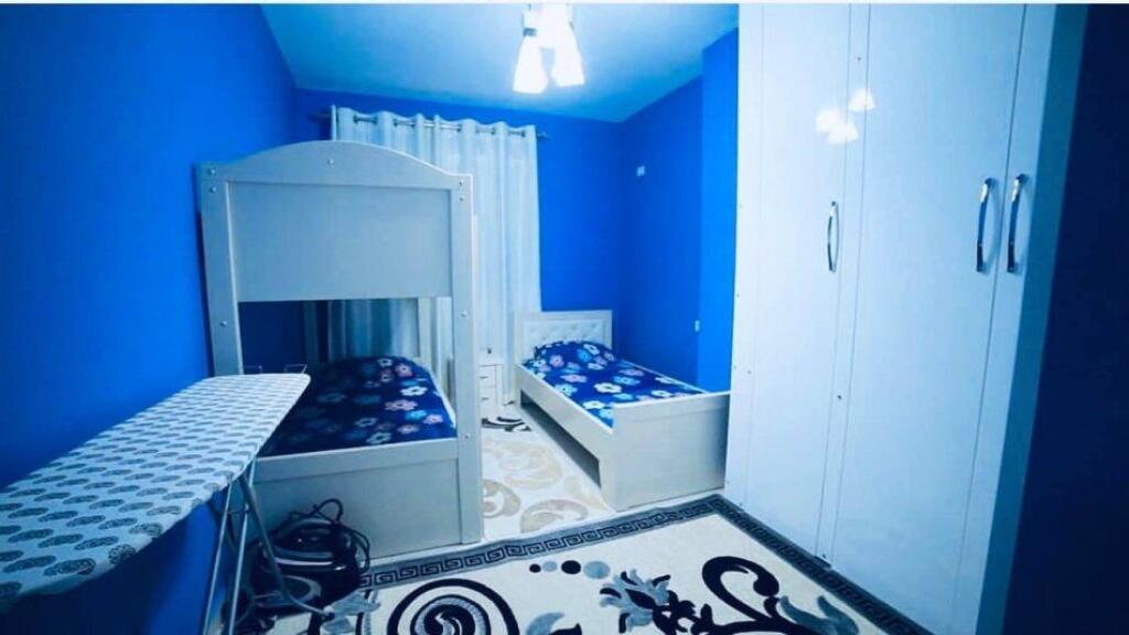 Shitet apartament 2+1 ne Yzberisht