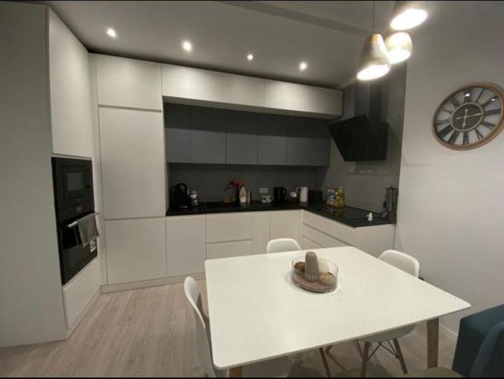 JEPET ME QIRA APARTAMENT 2+1 KOMPLEKSI GOLDEN PARK