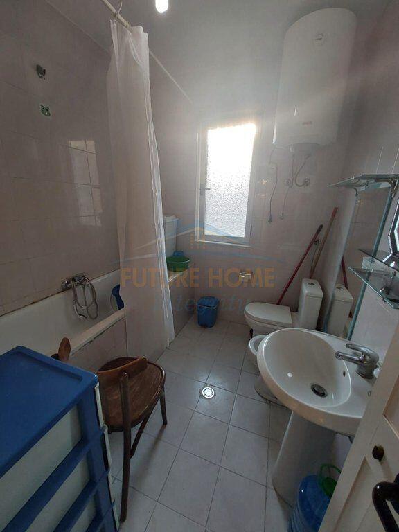 Shitet, Apartament 1+1, Ali Demi, Tiranë.