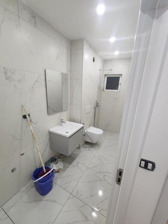 ‼️Shitet Apartament 1+1📍tek Komuna e Parisit pran (Ola Fast)‼️