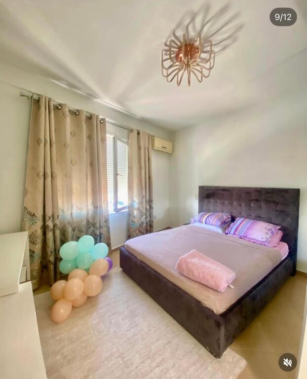 Shitet apartament''''''' 2+1'''''' okazion ne Fresk