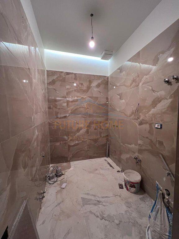 Shitet, Apartament 1+1, Materniteti i Ri